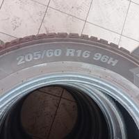 Gomme invernali KUMHO 205/60 R16 96H - 90% batt