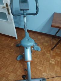 Ciclett DOMYOS modello VM560 cardio