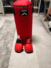 Sacco per allenamento boxe più guantoni