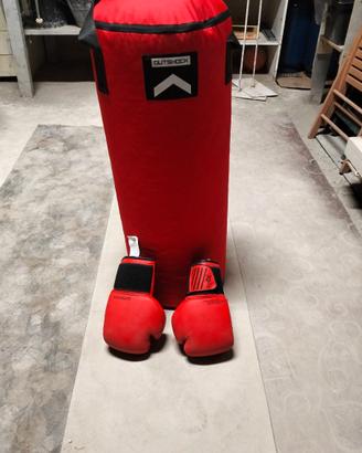 Sacco per allenamento boxe più guantoni