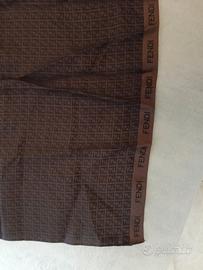 Foulard Fendi 