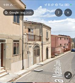 Casa su due livelli e mansarda