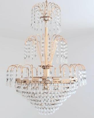 Lampadario vintage con vere perle di cristallo