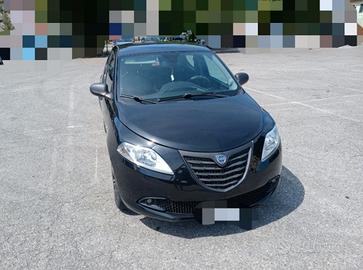 Lancia y anno 2014  benzina/gpl