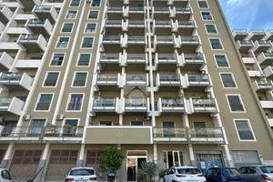 2 LOCALI A PALERMO