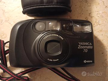 YASHICA Zoomate 70 - Compact 35mm Vintage