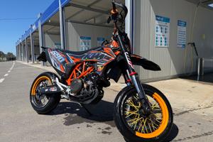 ktm690 smc R dicembre 2019