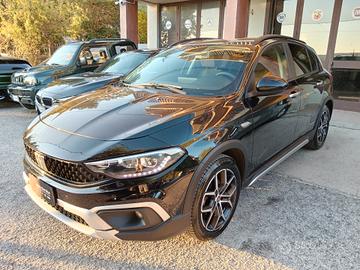 Fiat Tipo 1.6 MJT 5P 130CV CROSS NUOVISSIMA