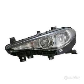 Fari Alfa Romeo Giulia alogeni