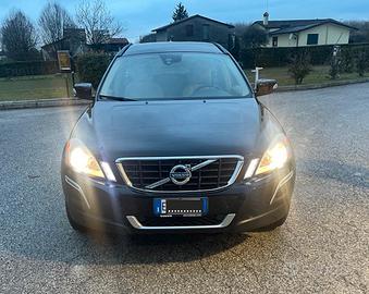 Volvo XC60 D3 Geartronic Momentum solo 89000 km UN