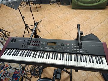 Yamaha Moxf8