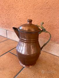 Recipiente vintage in rame con coperchio e manico