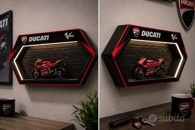 Teca modellini ducati motogp
