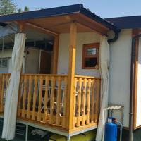 Casetta+roulotte + balconcino