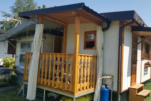 Casetta+roulotte + balconcino