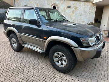 Nissan patrol gr 3000 anno 2000 asi
