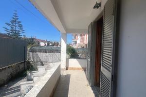 Rif. 367 domiziana 110.000,00 villa singola con g