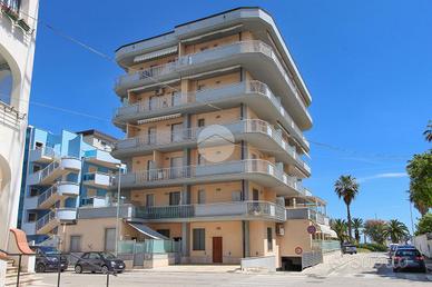 3 LOCALI A SAN BENEDETTO DEL TRONTO