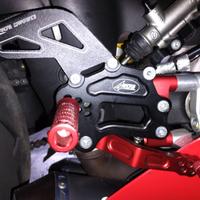 Pedane regolabili panigale V4