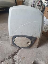 motore cancello scorrevole 