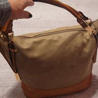 borsa Combipel con piccoli graffietti sul fondo gu