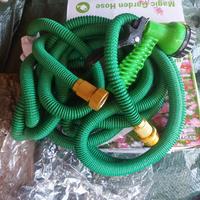 Tubo estensibile da giardino