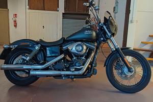 harley davidson Dyna street bob 