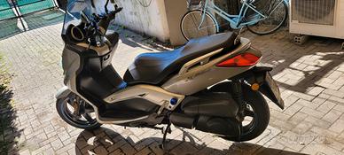 Yamaha X-Max 250 - 2010