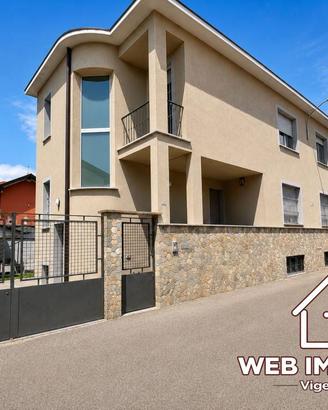 Villa di 358 m² con più di 5 locali a Vigevano