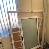 Veranda con vetro finestra più a pliche