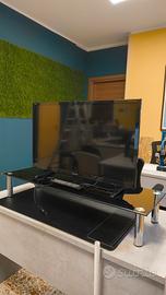 Mobile TV in vetro nero