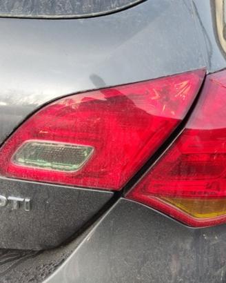 Fanale post dx int OPEL ASTRA J del 2010