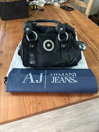 Borsa nera hot sale armani jeans