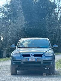 VOLKSWAGEN Touareg - 2005