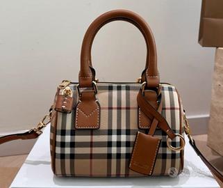Borsa Burberry Pillow da donna