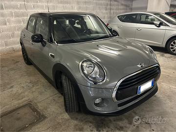 MINI Cooper 1.5 D 5p