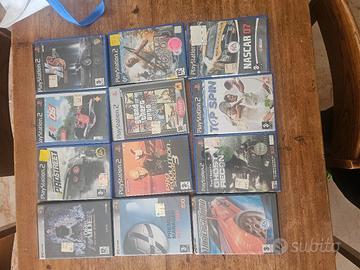 9 giochi ps.2  e 3 CD con gioco per pc