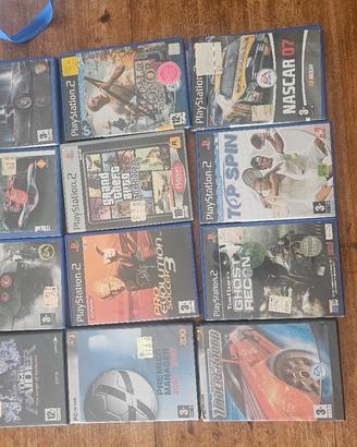 9 giochi ps.2  e 3 CD con gioco per pc