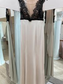 Stock abbigliamento cerimonia