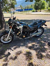 Yamaha naked, rara, potente ed affidabile 