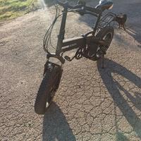 BICICLETTA  ELETTRICA