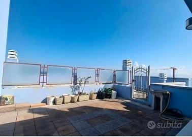 Appartamento MOLTO LUMINOSO