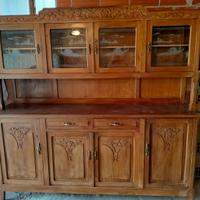 Credenza antica