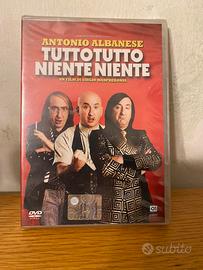 Dvd nuovo - Tutto tutto niente niente