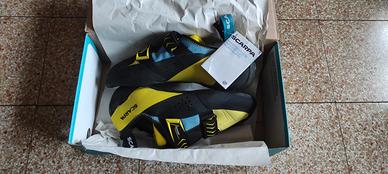 Scarpetta arrampicata SCARPA Vapor V