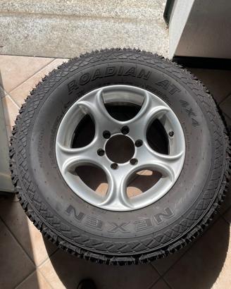 set cerchi e gomme Toyota land  cruiser 2002