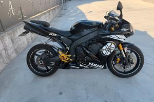 Yamaha R1