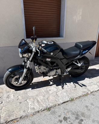 Suzuki sv650 iniezione perfetta 2005