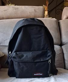 Zaino Eastpak nero