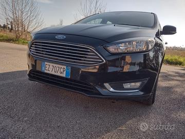 FORD Focus 3ª serie - 2015